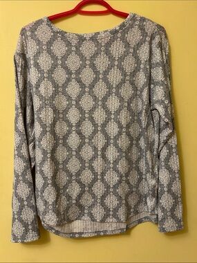 Flora Nikrooz Gray Crewneck Sweater with white  Medallion Pattern